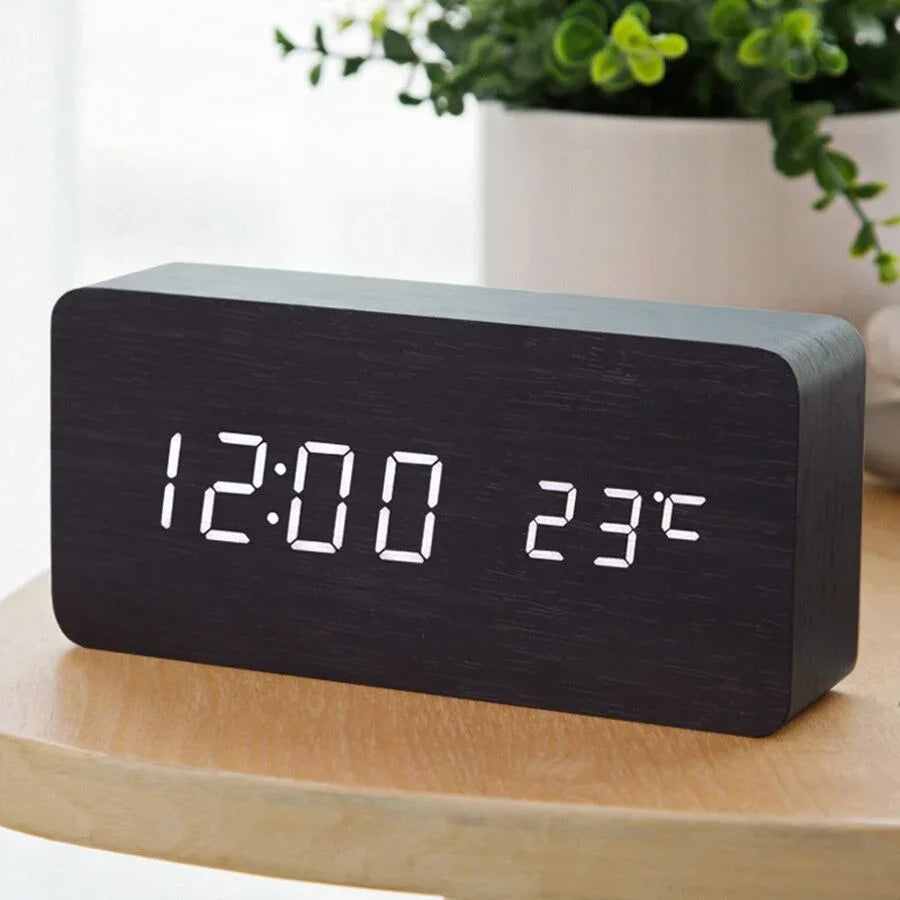 Reloj digital de madera con temperatura, ideal para dormitorio o oficina